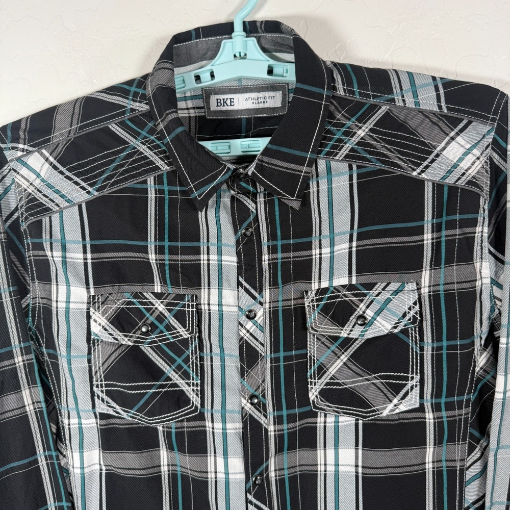 BKE Shirt Mens XL Athletic Fit Black Pearl Snap Long Sleeve Western Rockabilly